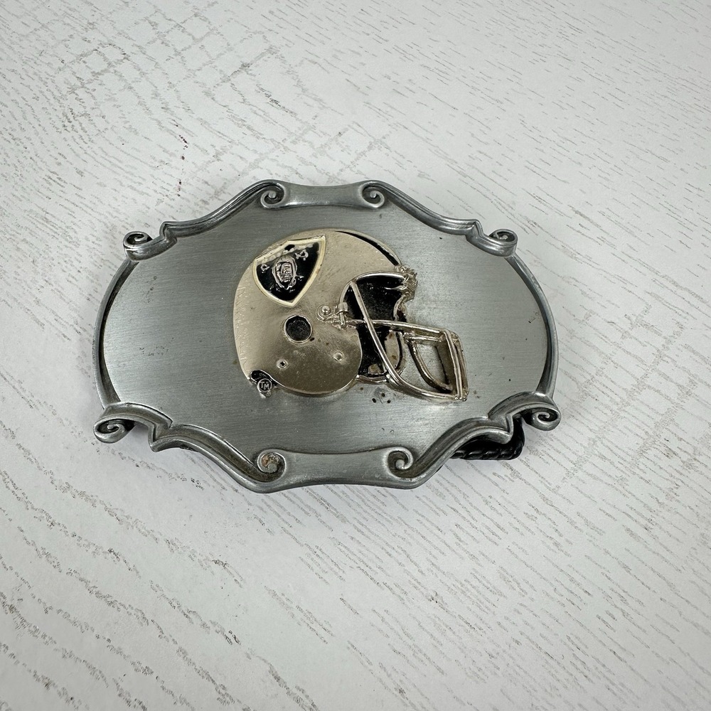 Vintage 1978 Oakland Raiders NFL Belt Buckle 3D Silver Raintree Trophy Helmet